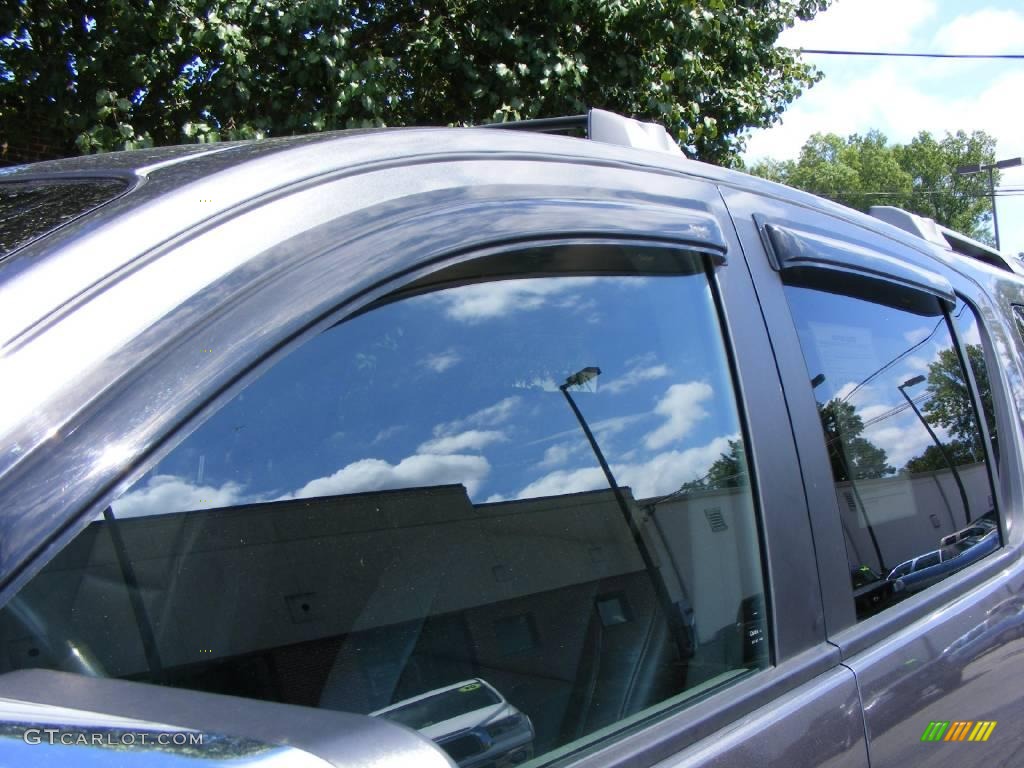 2004 Armada LE 4x4 - Smoke Metallic / Graphite/Titanium photo #16