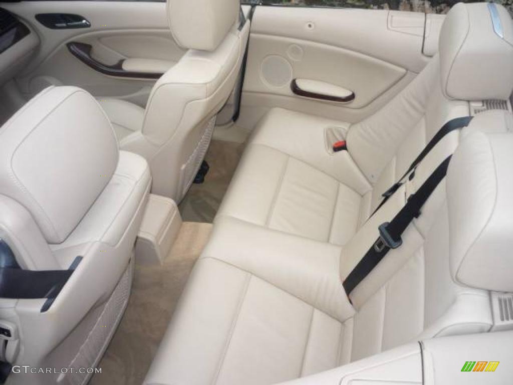 2006 3 Series 330i Convertible - Jet Black / Sand photo #26
