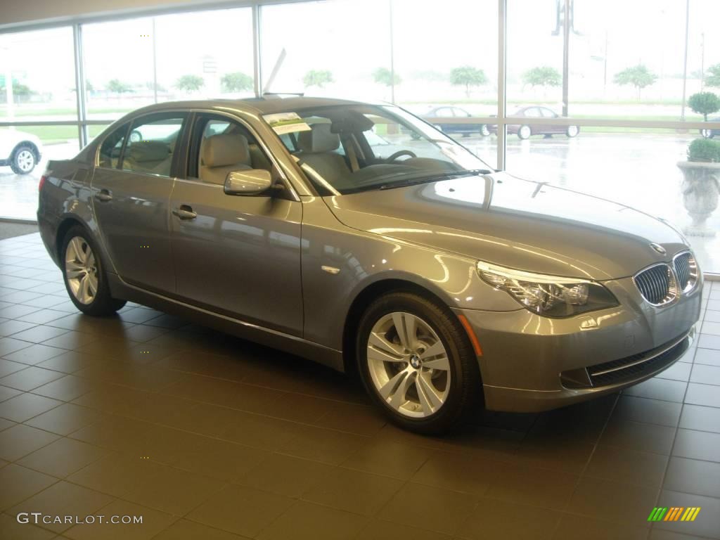 Space Grey Metallic BMW 5 Series