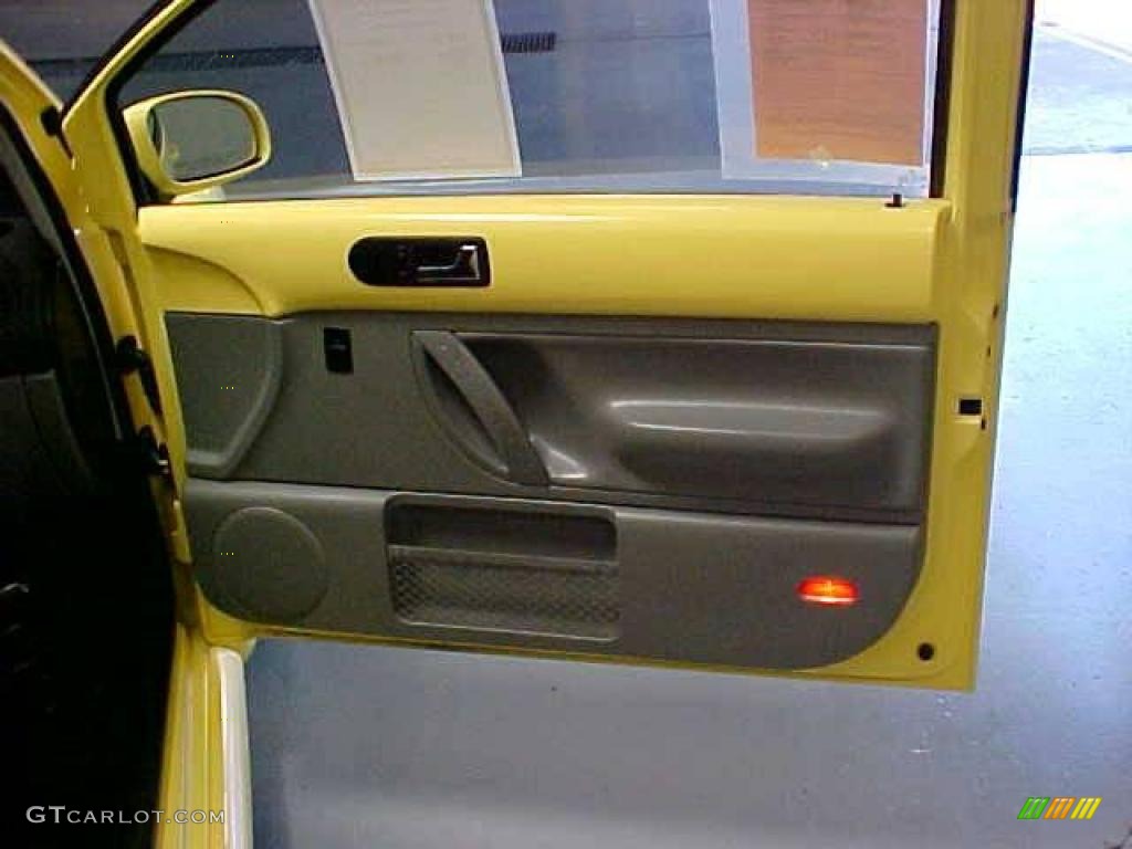 2001 New Beetle GLS Coupe - Yellow / Light Grey photo #7
