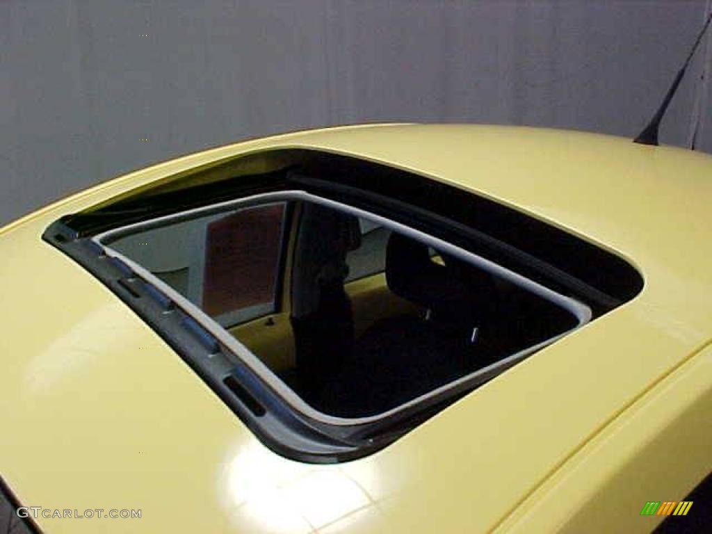 2001 New Beetle GLS Coupe - Yellow / Light Grey photo #25