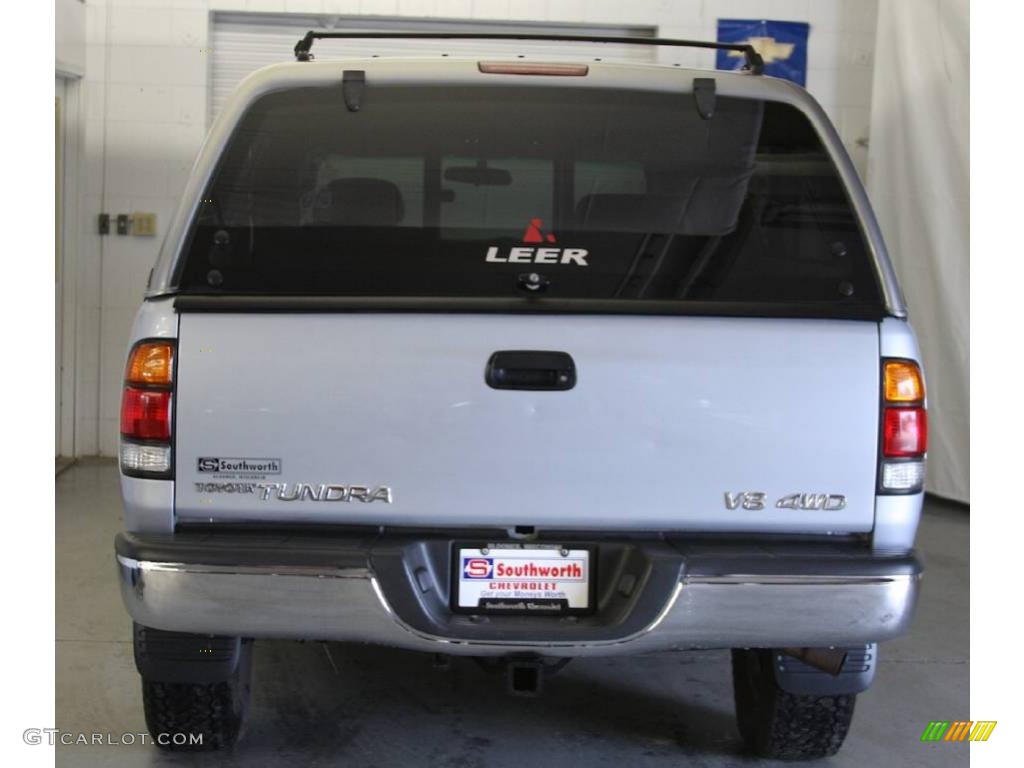 2000 Tundra SR5 Extended Cab 4x4 - Platinum Metallic / Light Charcoal photo #3
