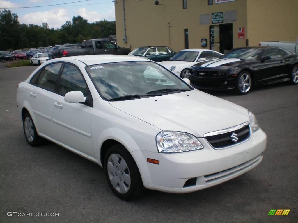 2006 Forenza Sedan - Absolute White / Grey photo #11