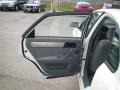 Absolute White - Forenza Sedan Photo No. 15