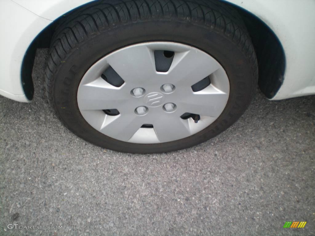 2006 Forenza Sedan - Absolute White / Grey photo #20