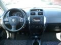 Quicksilver Metallic - SX4 Crossover Technology Photo No. 9