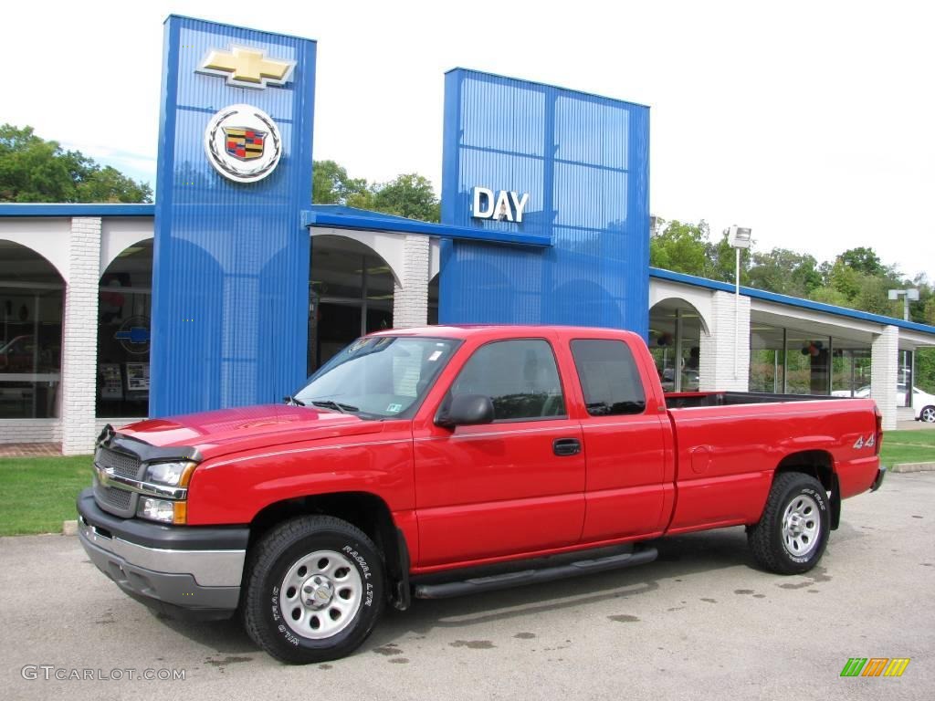 2005 Silverado 1500 Extended Cab 4x4 - Victory Red / Dark Charcoal photo #1