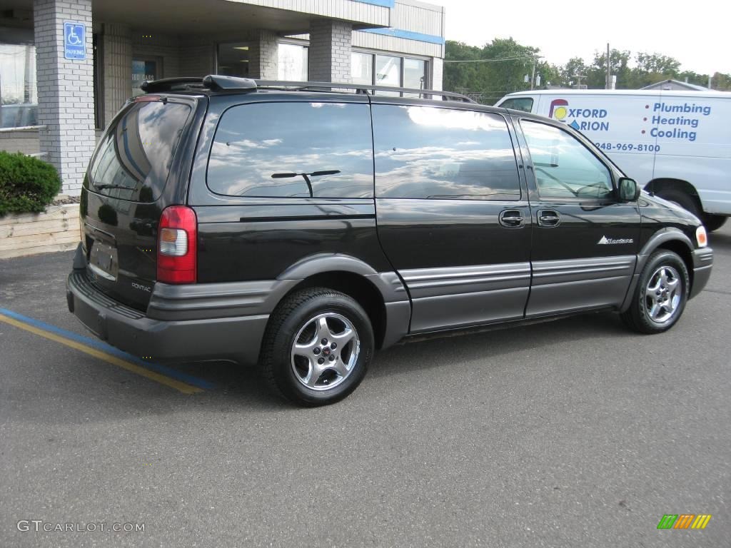 2002 Montana  - Black / Gray photo #3
