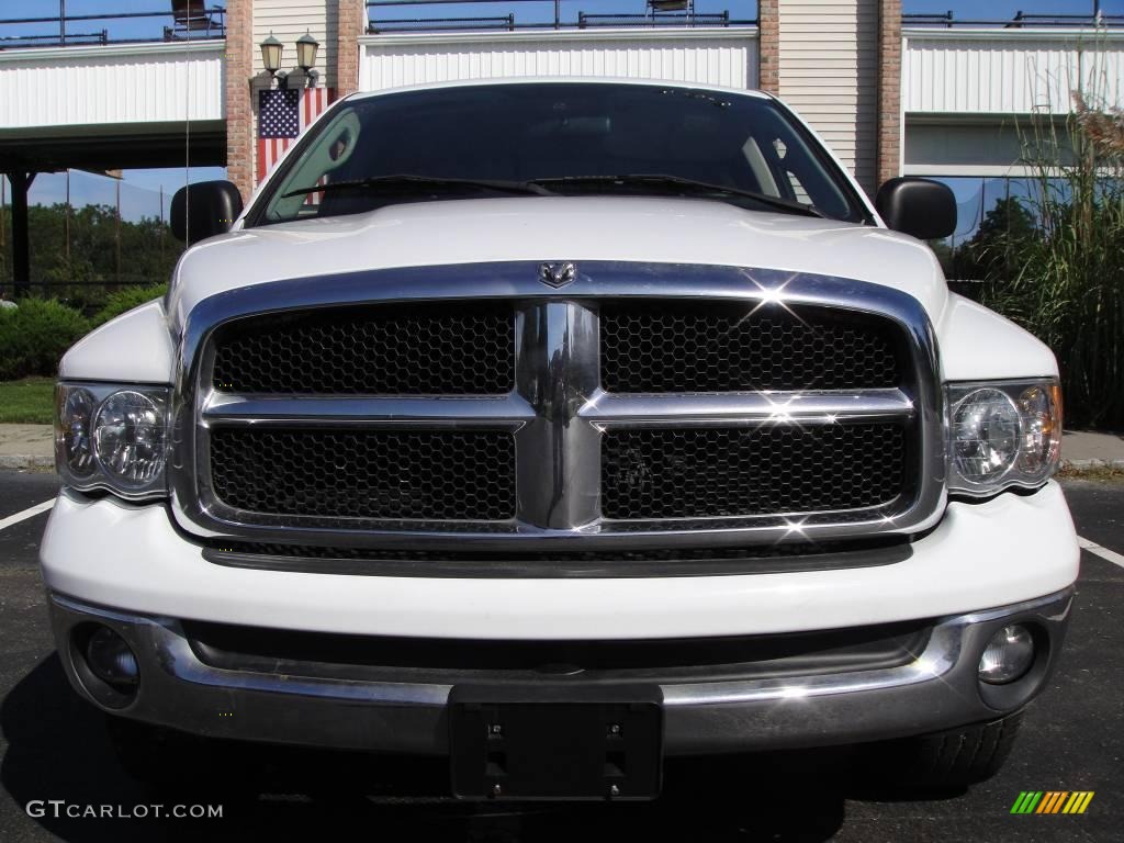 2003 Ram 1500 ST Quad Cab 4x4 - Bright White / Dark Slate Gray photo #2