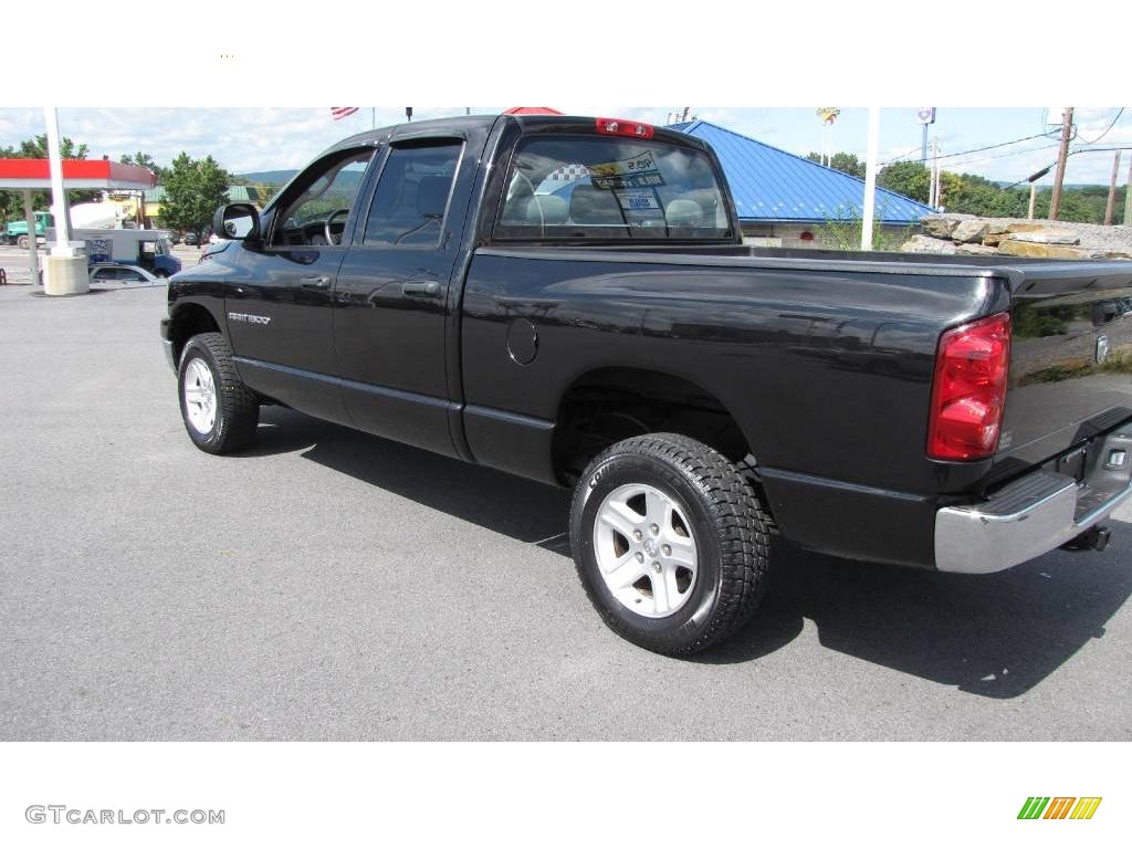 2007 Ram 1500 SLT Quad Cab 4x4 - Brilliant Black Crystal Pearl / Medium Slate Gray photo #3