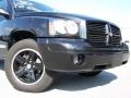 Brilliant Black Crystal Pearl - Dakota Laramie Quad Cab 4x4 Photo No. 2