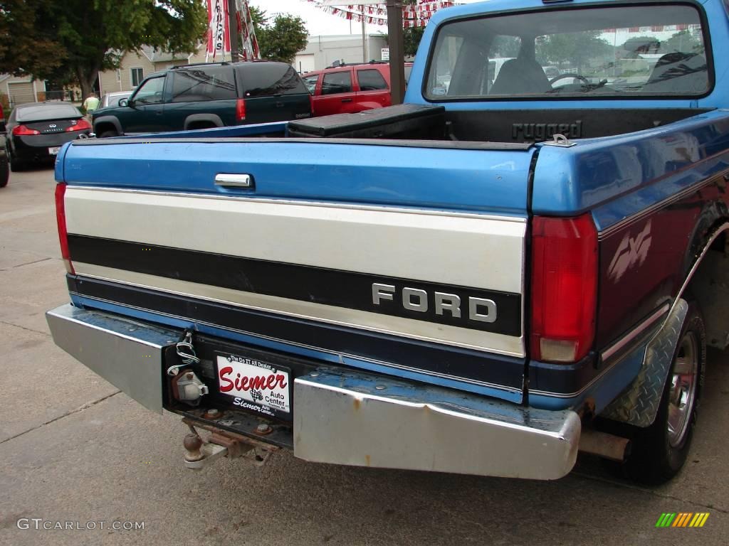 1992 F150 XLT Extended Cab - Bimini Blue Metallic / Blue photo #10