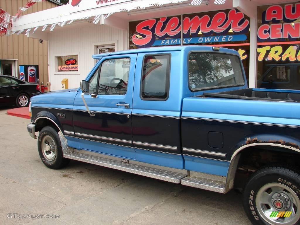 1992 F150 XLT Extended Cab - Bimini Blue Metallic / Blue photo #18