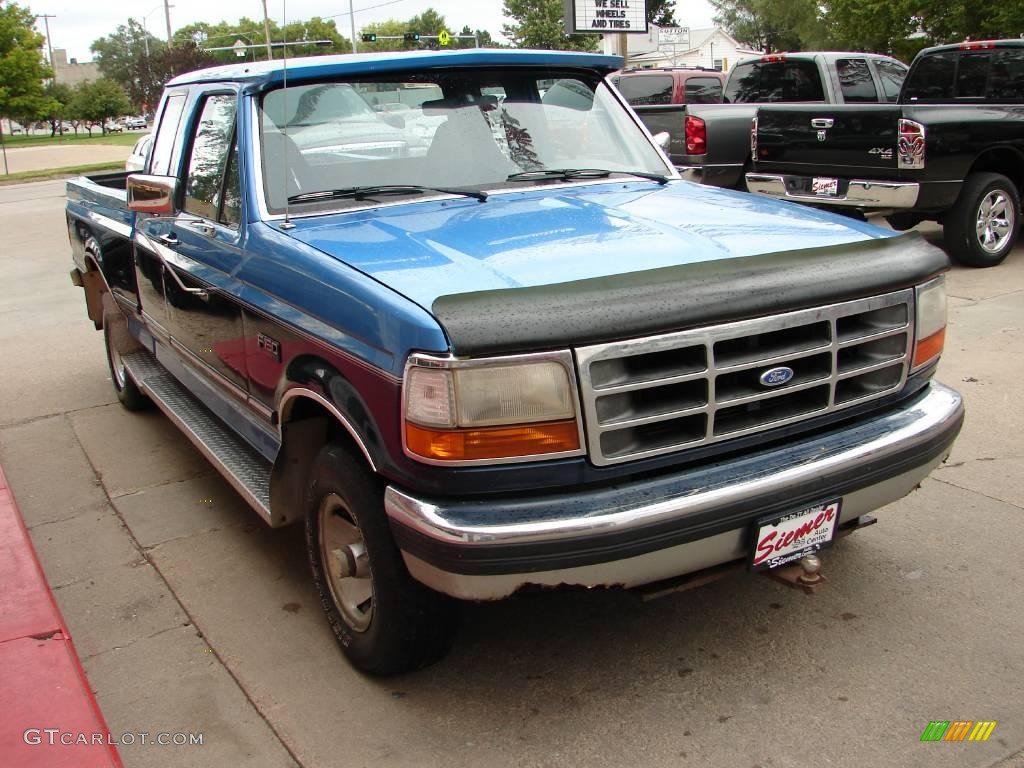 1992 F150 XLT Extended Cab - Bimini Blue Metallic / Blue photo #37