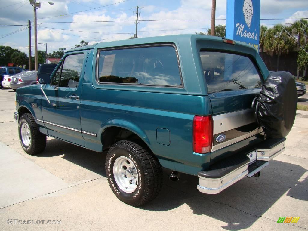 Pacific Green Metallic 1996 Ford Bronco XLT 4x4 Exterior Photo #17984484