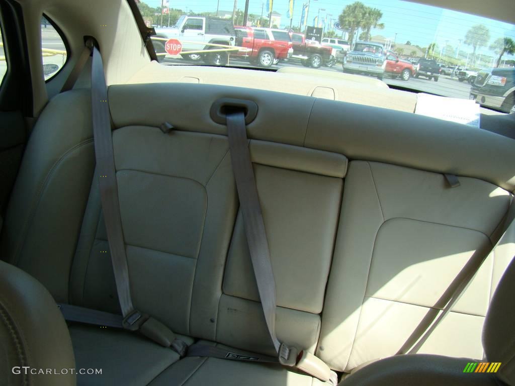 2002 Taurus SES - Arizona Beige Metallic / Medium Parchment photo #29