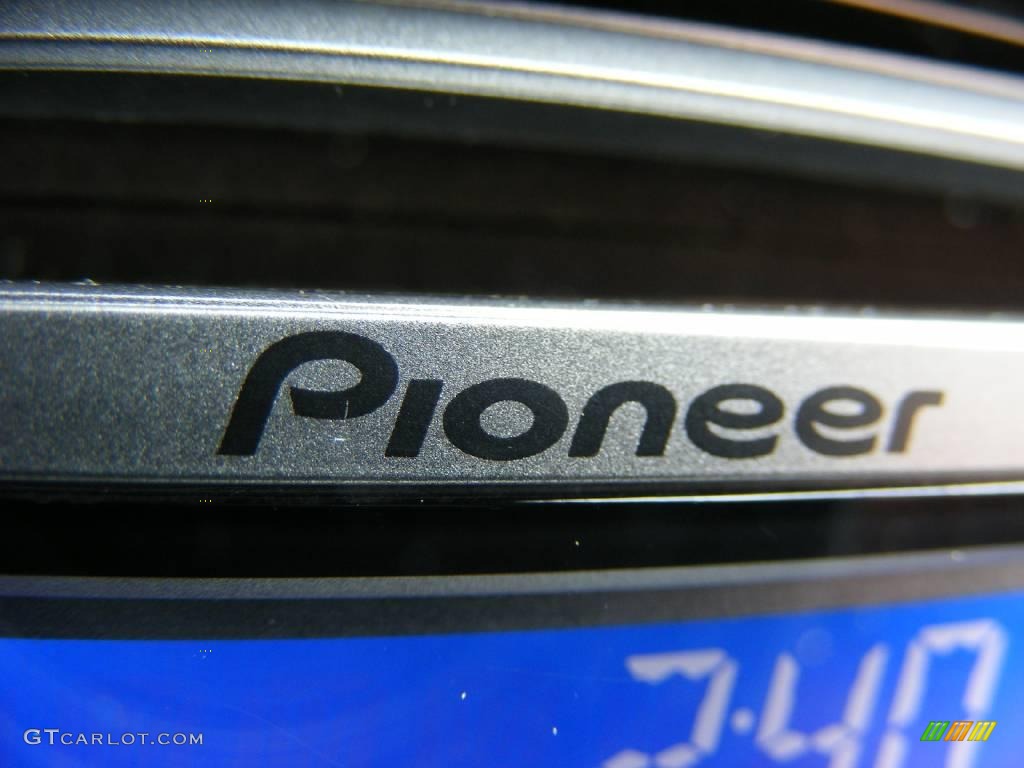 2005 F150 XL Regular Cab - Bright Red / Medium Flint Grey photo #23