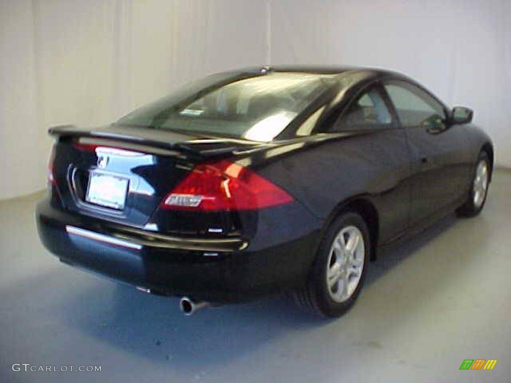 2006 Accord EX-L Coupe - Nighthawk Black Pearl / Black photo #25