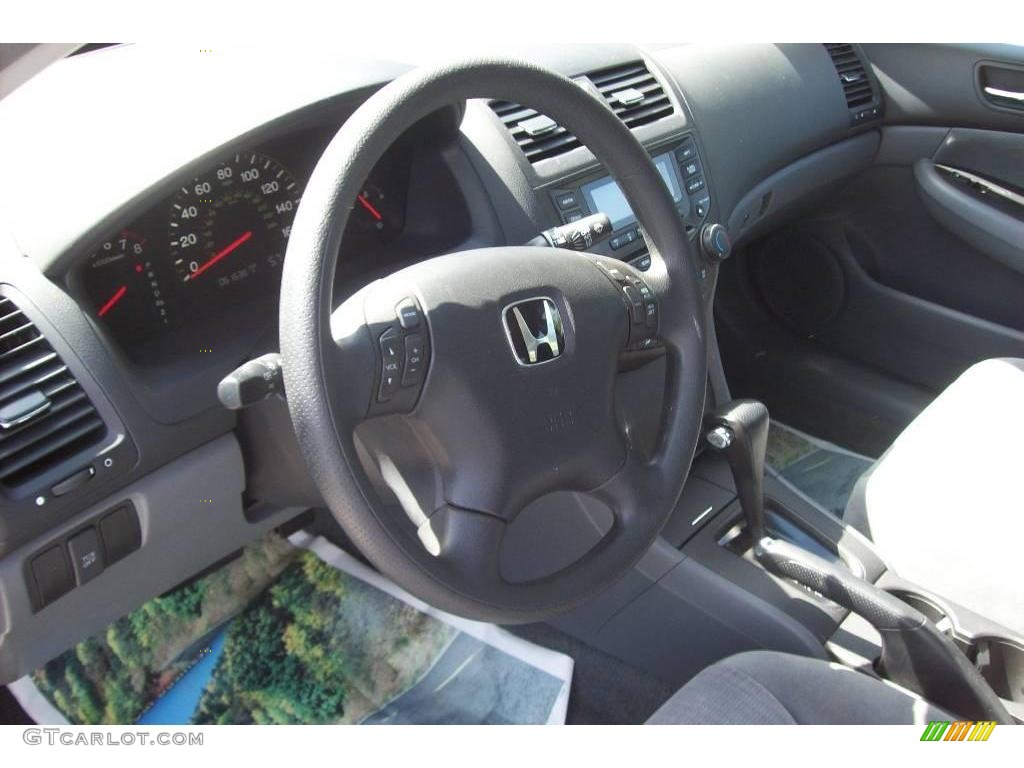 2005 Accord LX V6 Sedan - Graphite Pearl / Gray photo #6