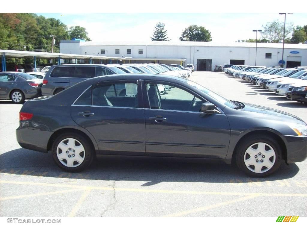 2005 Accord LX V6 Sedan - Graphite Pearl / Gray photo #20