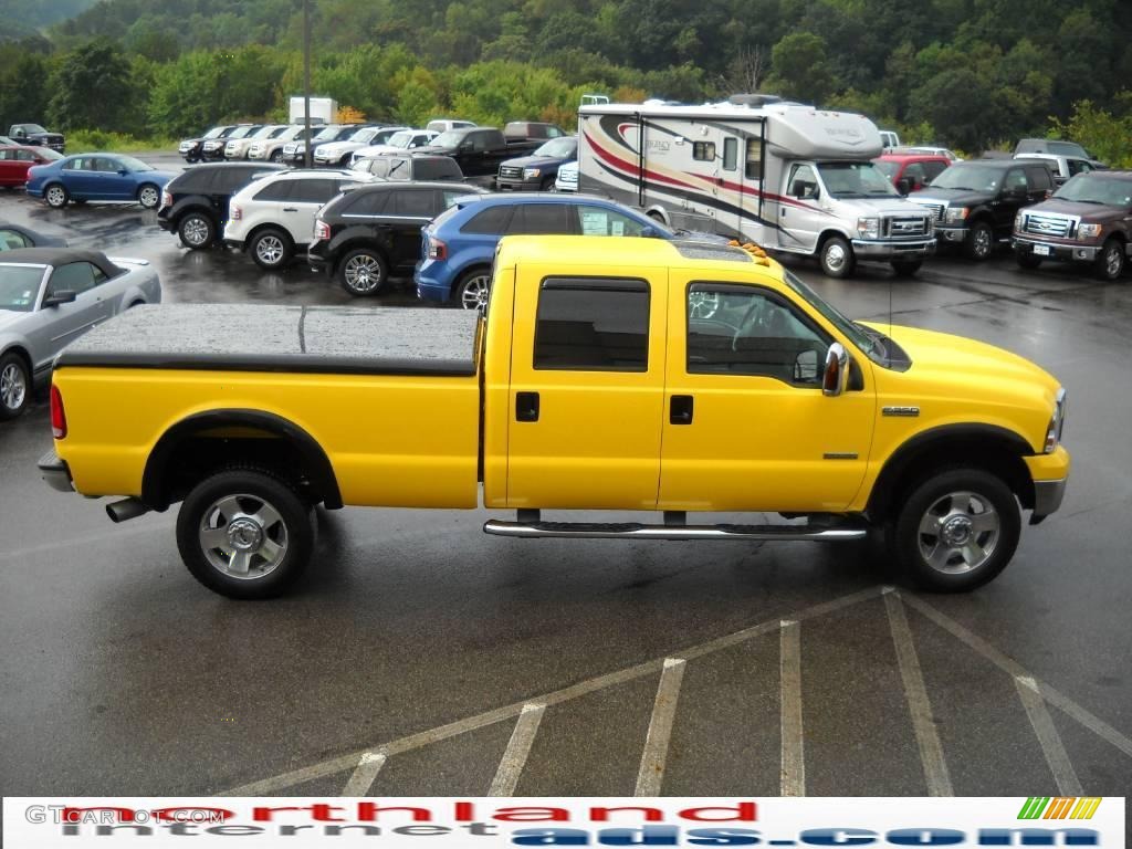 2006 F350 Super Duty Amarillo Edition Crew Cab 4x4 - Blazing Yellow / Black photo #5