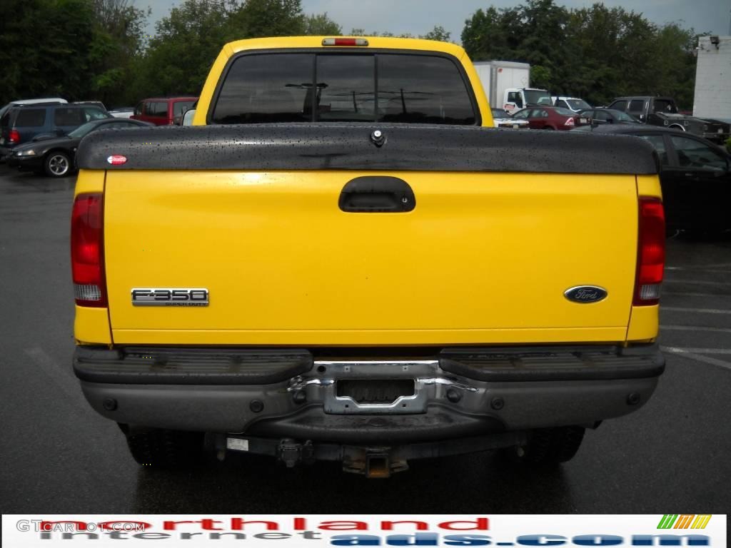 2006 F350 Super Duty Amarillo Edition Crew Cab 4x4 - Blazing Yellow / Black photo #7