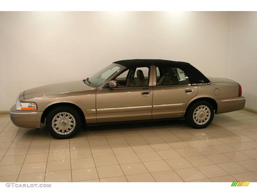 2004 Grand Marquis GS - Arizona Beige Metallic / Medium Parchment photo #4