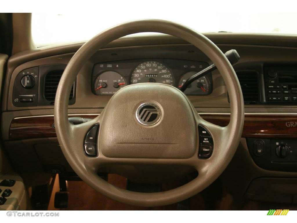 2004 Grand Marquis GS - Arizona Beige Metallic / Medium Parchment photo #10