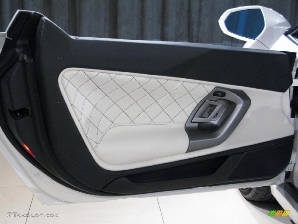 Black/White Interior 2010 Lamborghini Gallardo LP560-4 Spyder Photo #17993052