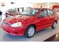 Classic Red - Rio Cinco Hatchback Photo No. 2