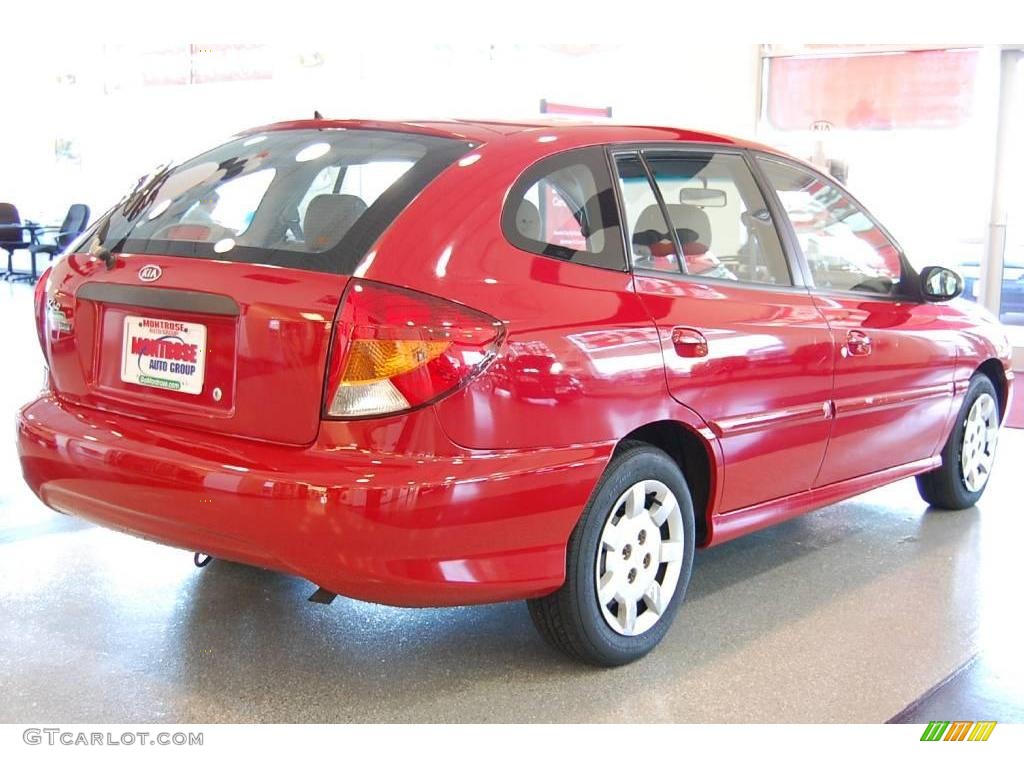 2002 Rio Cinco Hatchback - Classic Red / Gray photo #7