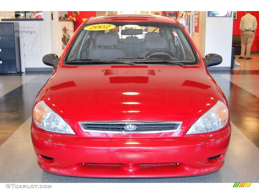 2002 Rio Cinco Hatchback - Classic Red / Gray photo #10