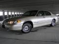 2000 Ivory Parchment Pearl Tri Coat Lincoln Town Car Cartier  photo #2