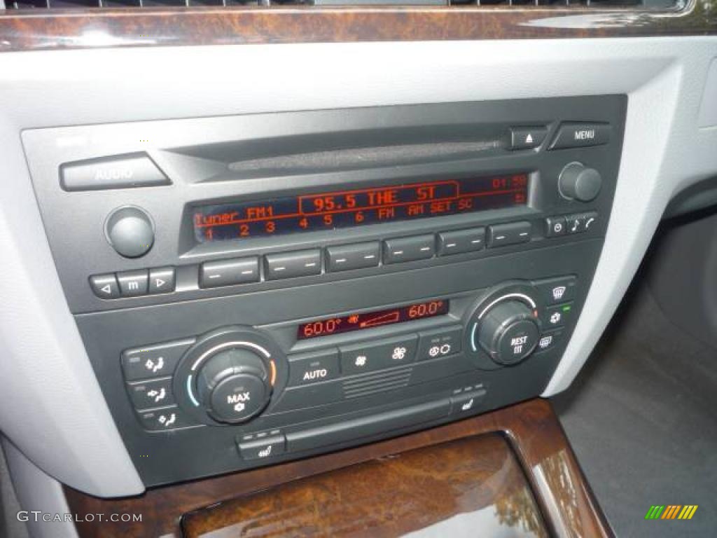 2006 3 Series 330i Sedan - Alpine White / Grey photo #23
