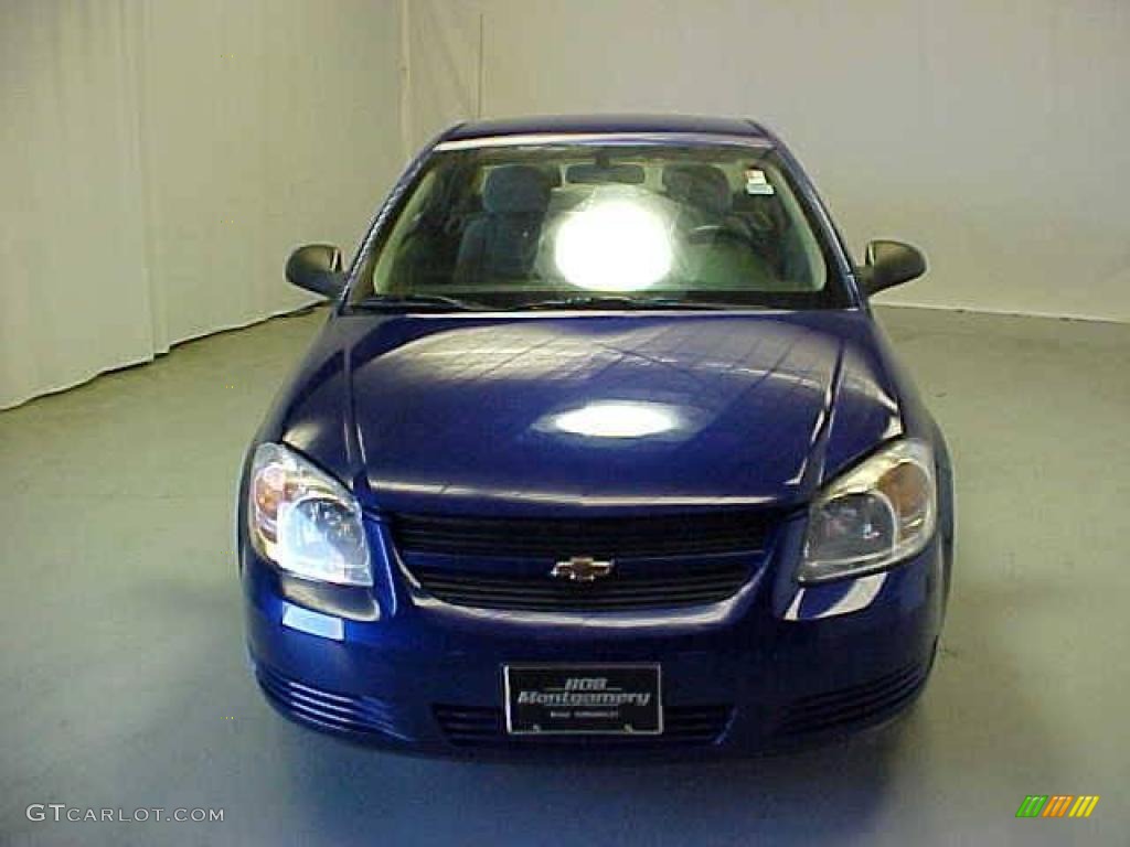 2006 Cobalt LS Coupe - Laser Blue Metallic / Gray photo #4