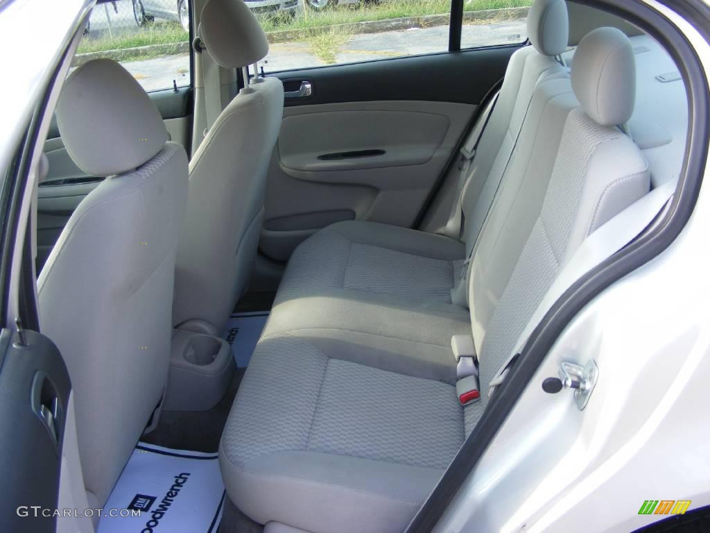 2007 Cobalt LS Sedan - Summit White / Gray photo #13