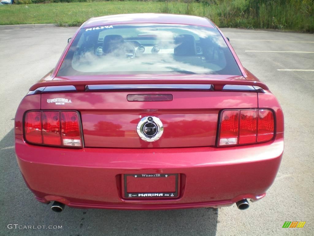 2007 Mustang GT Premium Coupe - Redfire Metallic / Dark Charcoal photo #4