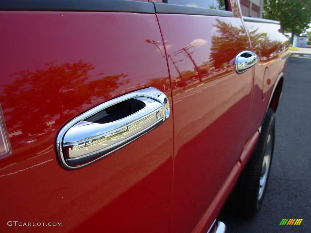 2005 Ram 1500 SLT Quad Cab 4x4 - Flame Red / Dark Slate Gray photo #19