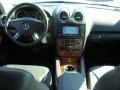 Black - ML 350 4Matic Photo No. 10