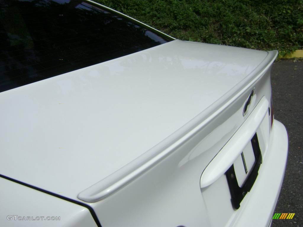 2002 3 Series 330i Coupe - Alpine White / Black photo #4