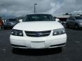 2004 White Chevrolet Impala   photo #8