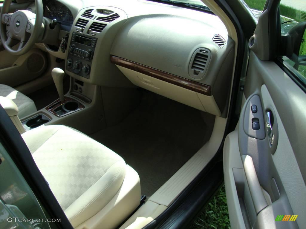 2005 Malibu LS V6 Sedan - Silver Green Metallic / Neutral Beige photo #17