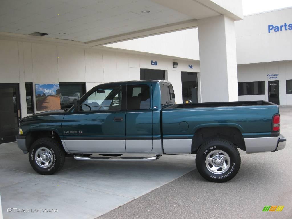1998 Ram 1500 Laramie SLT Extended Cab 4x4 - Emerald Green Pearl / Gray photo #2