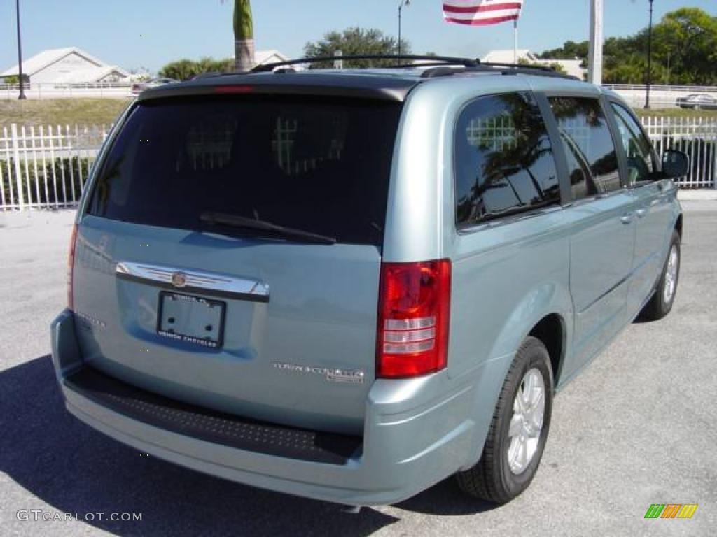 2009 Town & Country Touring - Clearwater Blue Pearl / Medium Pebble Beige/Cream photo #6