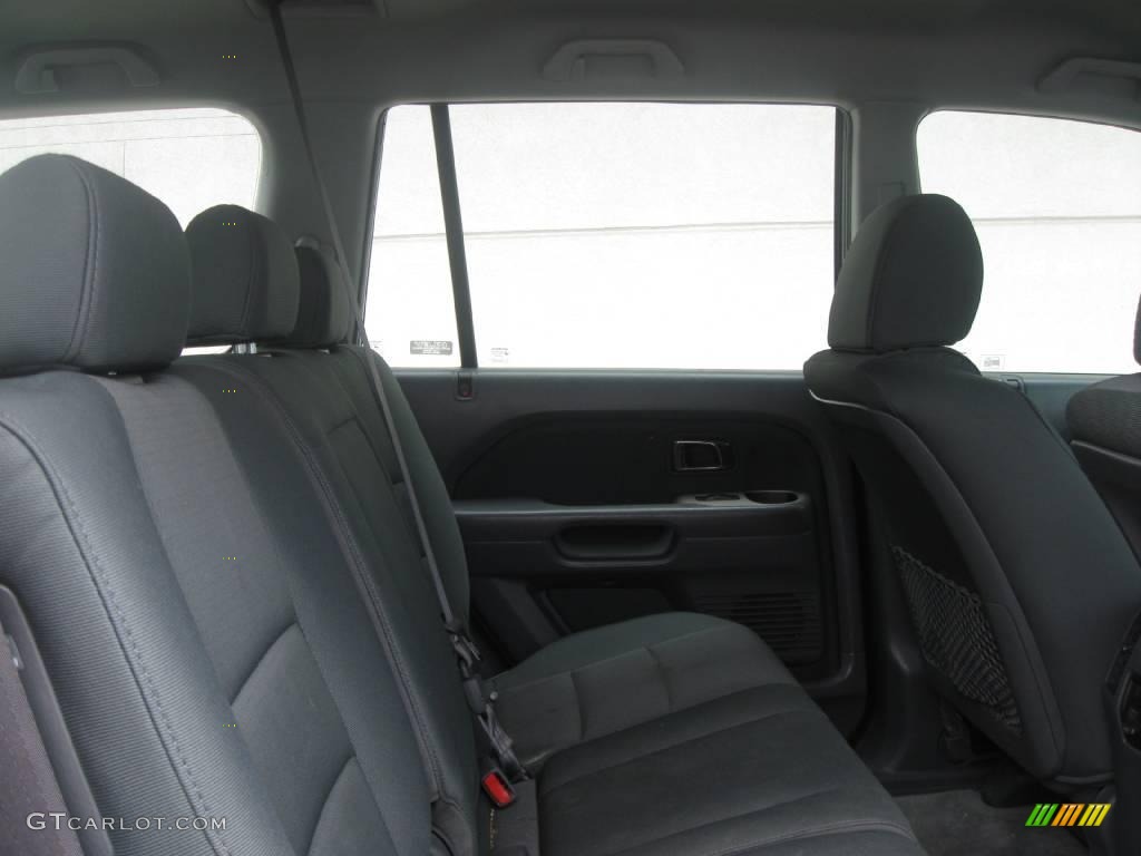 2007 Pilot LX 4WD - Formal Black / Gray photo #6