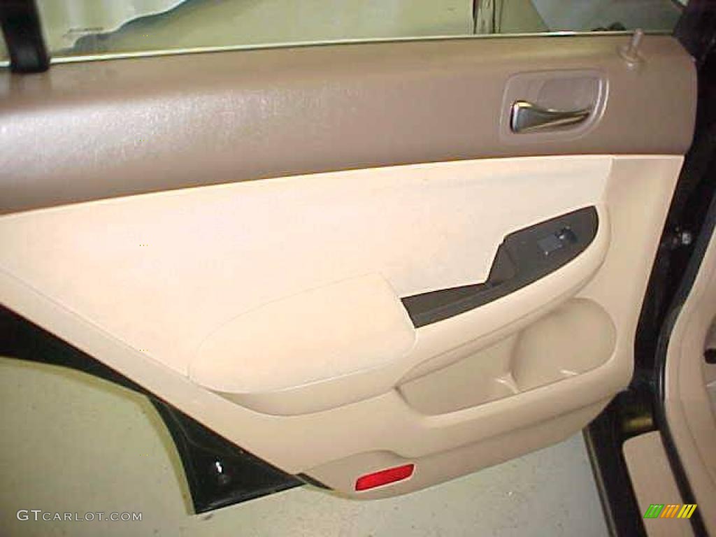 2006 Accord LX Sedan - Nighthawk Black Pearl / Ivory photo #13