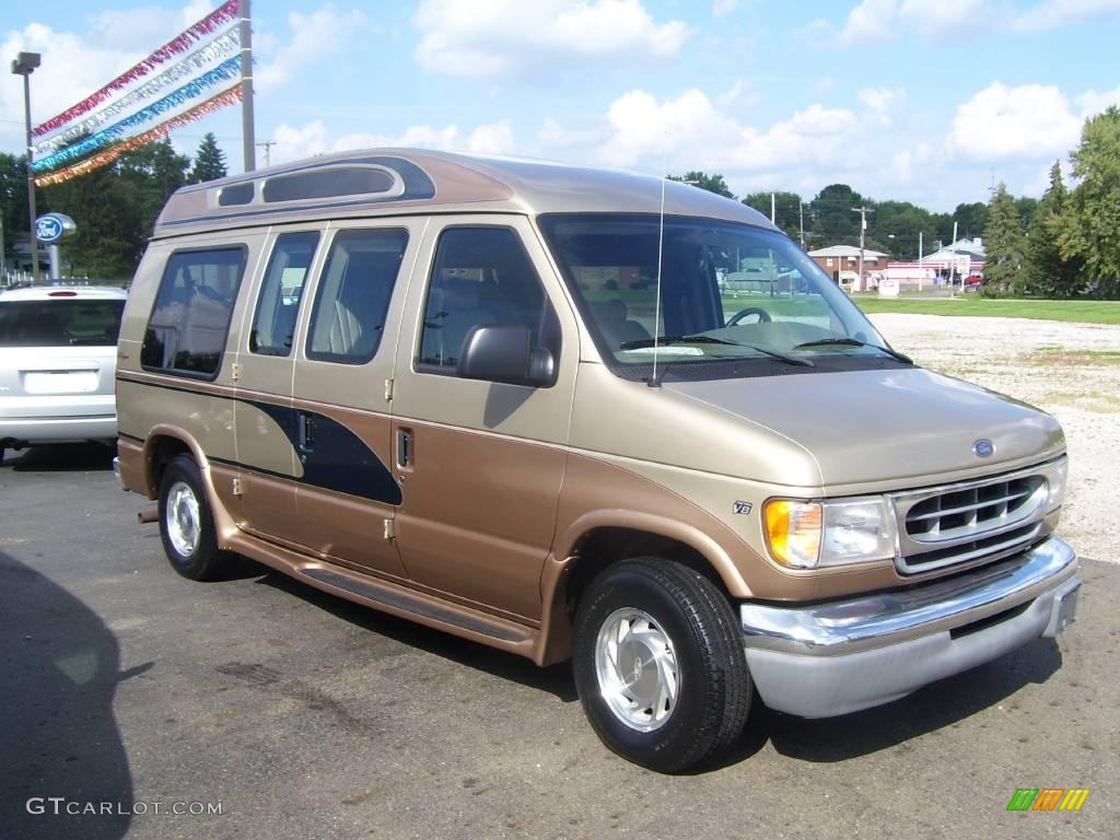 2000 E Series Van E150 Passenger Conversion - Harvest Gold Metallic / Medium Parchment photo #3
