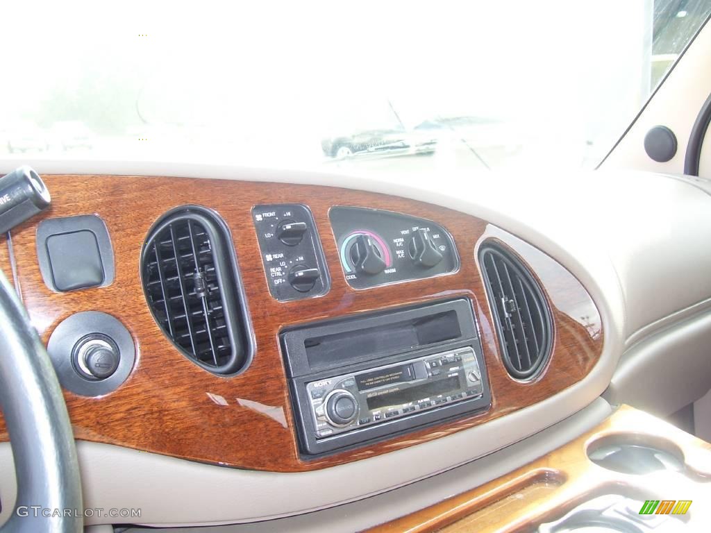 2000 E Series Van E150 Passenger Conversion - Harvest Gold Metallic / Medium Parchment photo #11