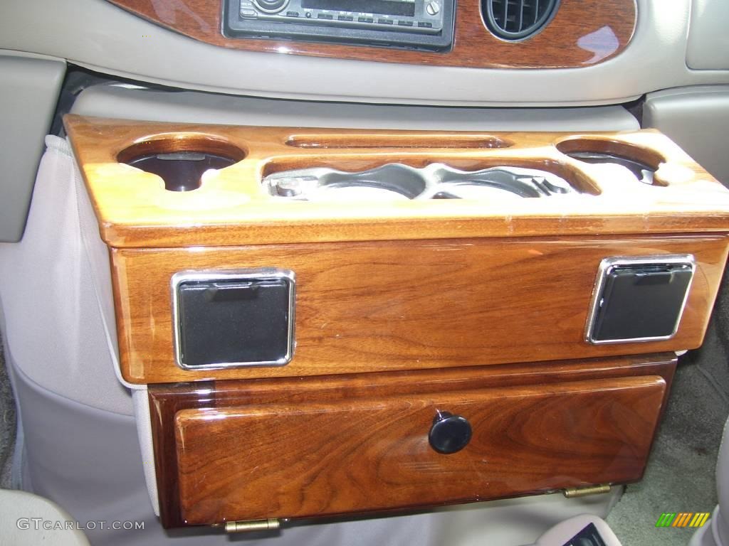 2000 E Series Van E150 Passenger Conversion - Harvest Gold Metallic / Medium Parchment photo #12