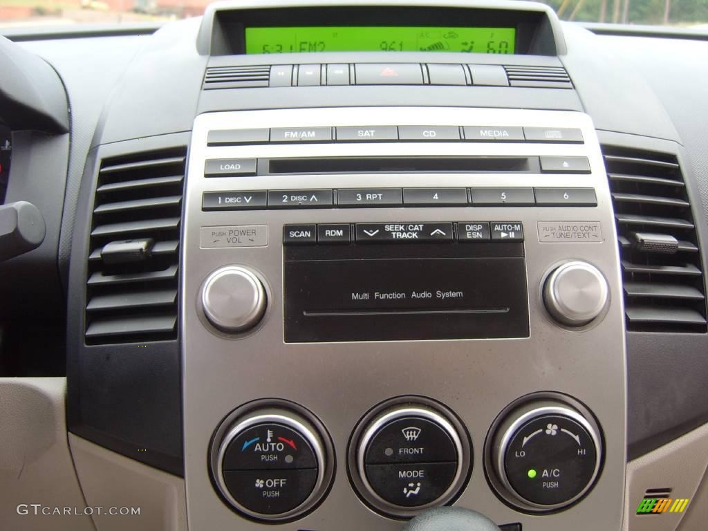 2008 MAZDA5 Sport - Crystal White / Black photo #24